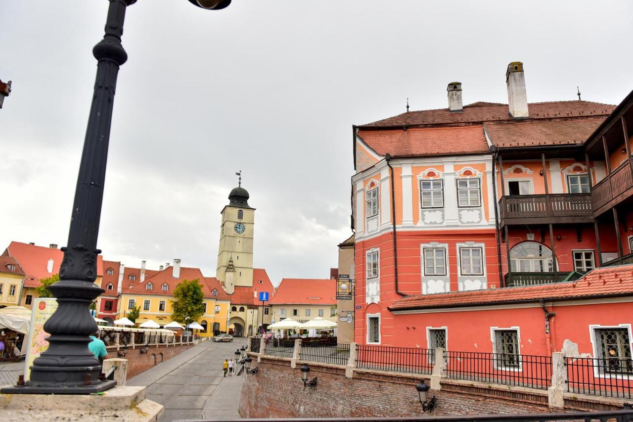 Villa FLH - House Angelique à Sibiu Extérieur photo