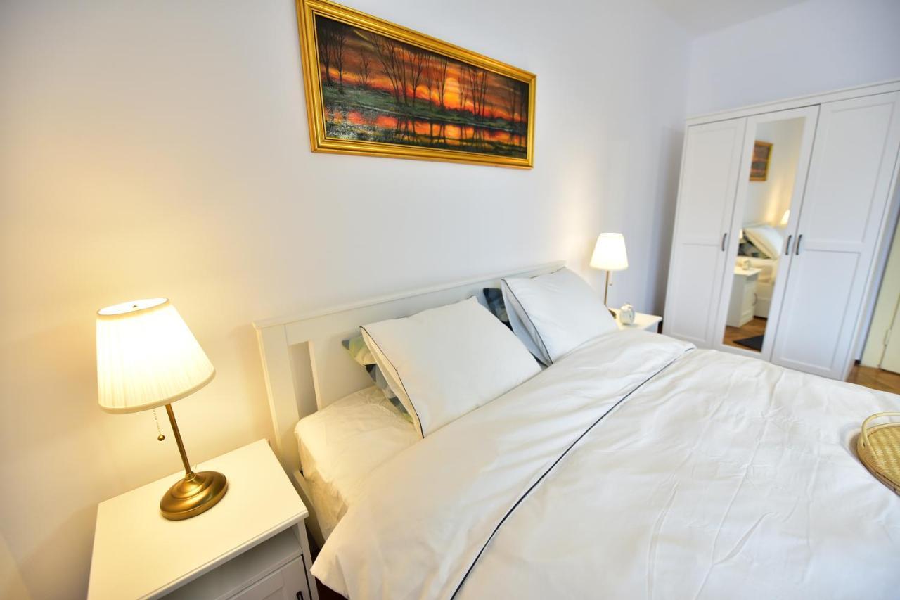 Villa FLH - House Angelique à Sibiu Extérieur photo
