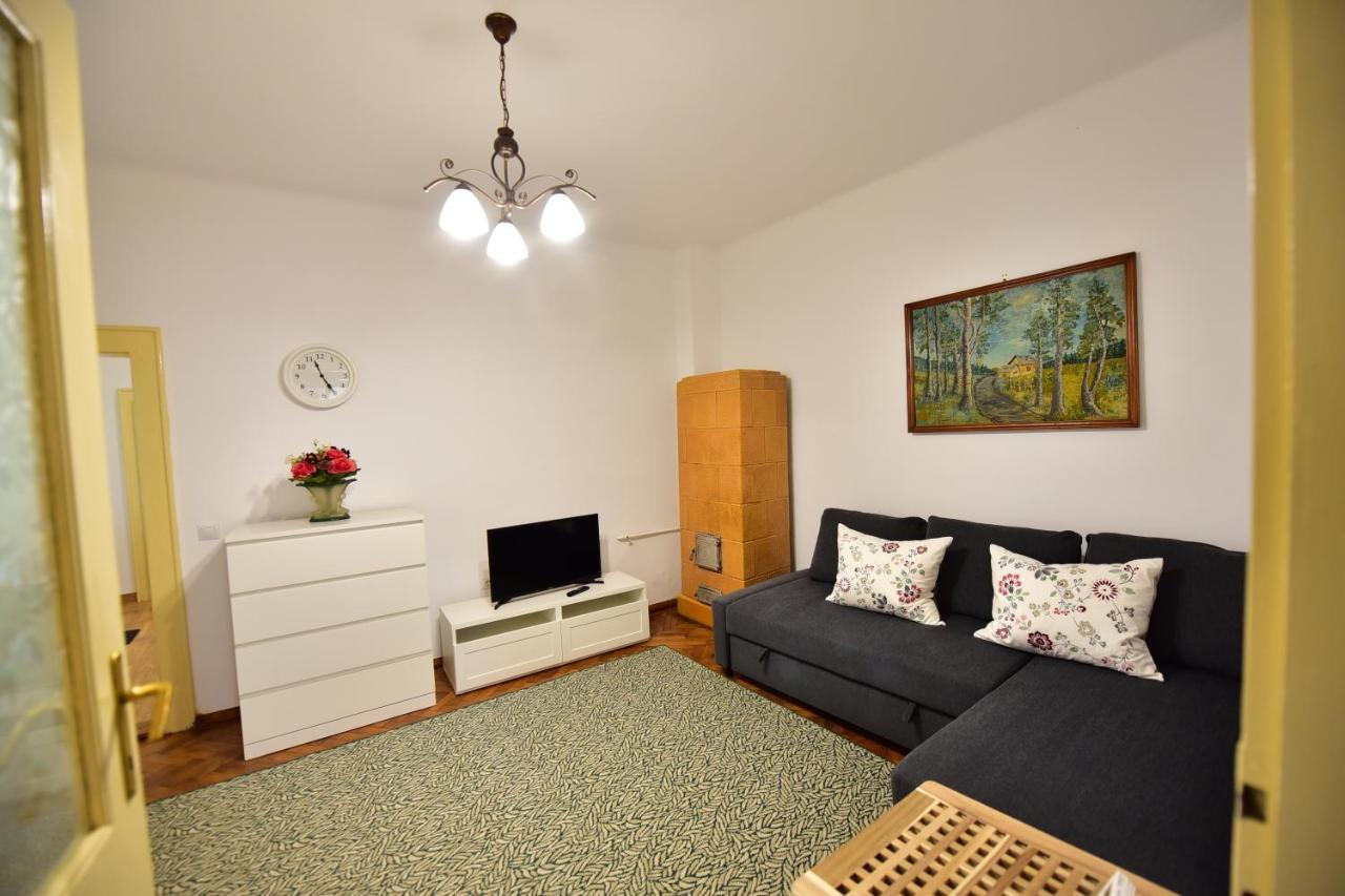 Villa FLH - House Angelique à Sibiu Extérieur photo